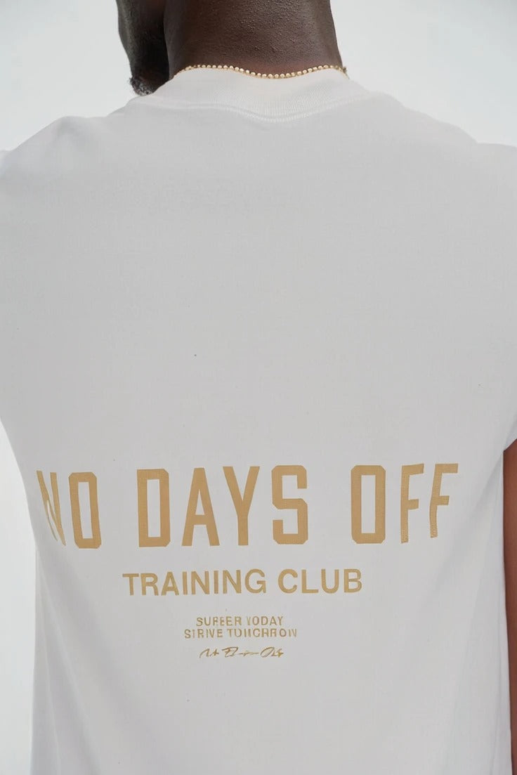 "NO DAYS OFF" Training Shirt