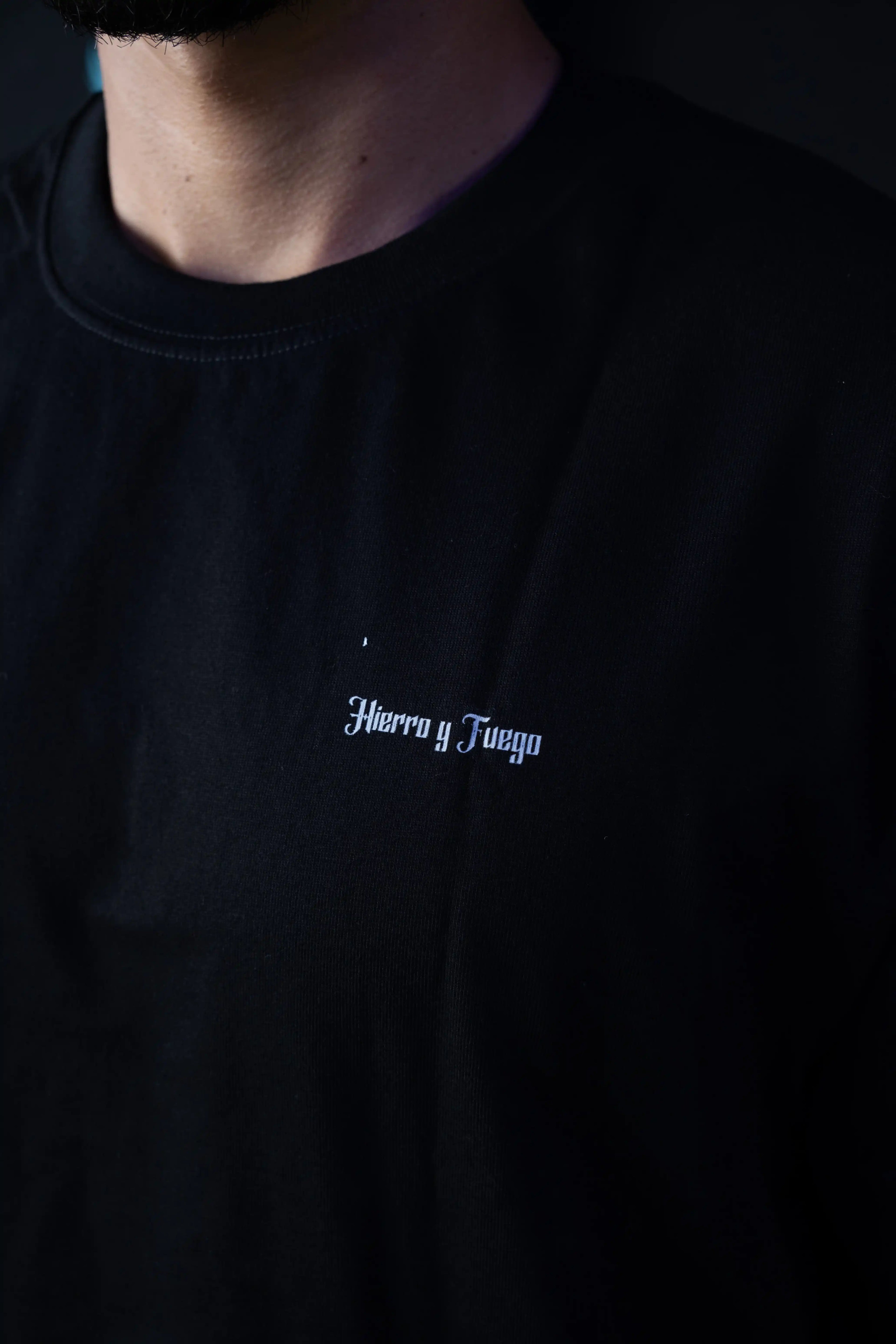 "INQUEBRANTABLE" Training Shirt