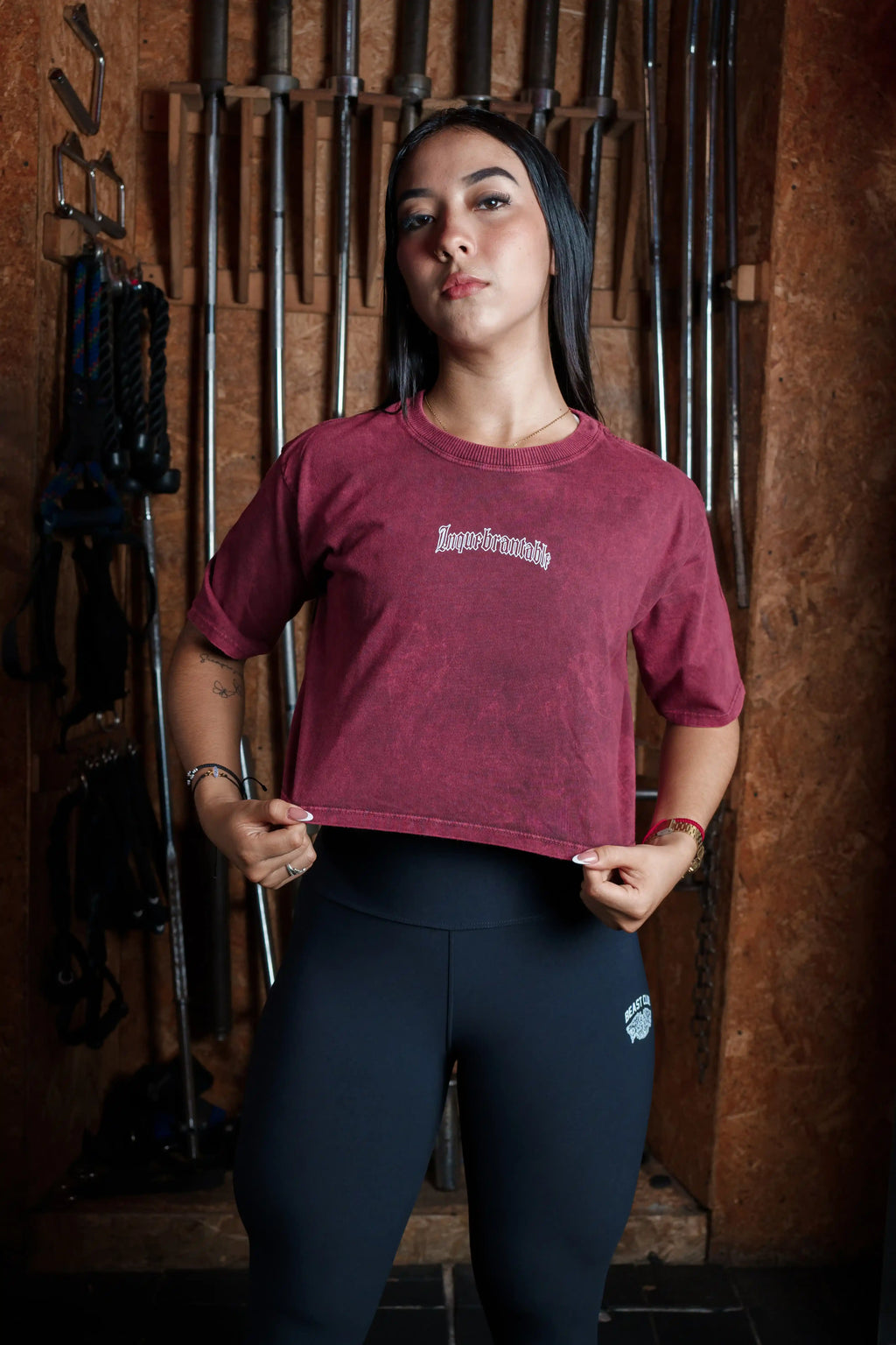 "INQUEBRANTABLE" Oversized crop