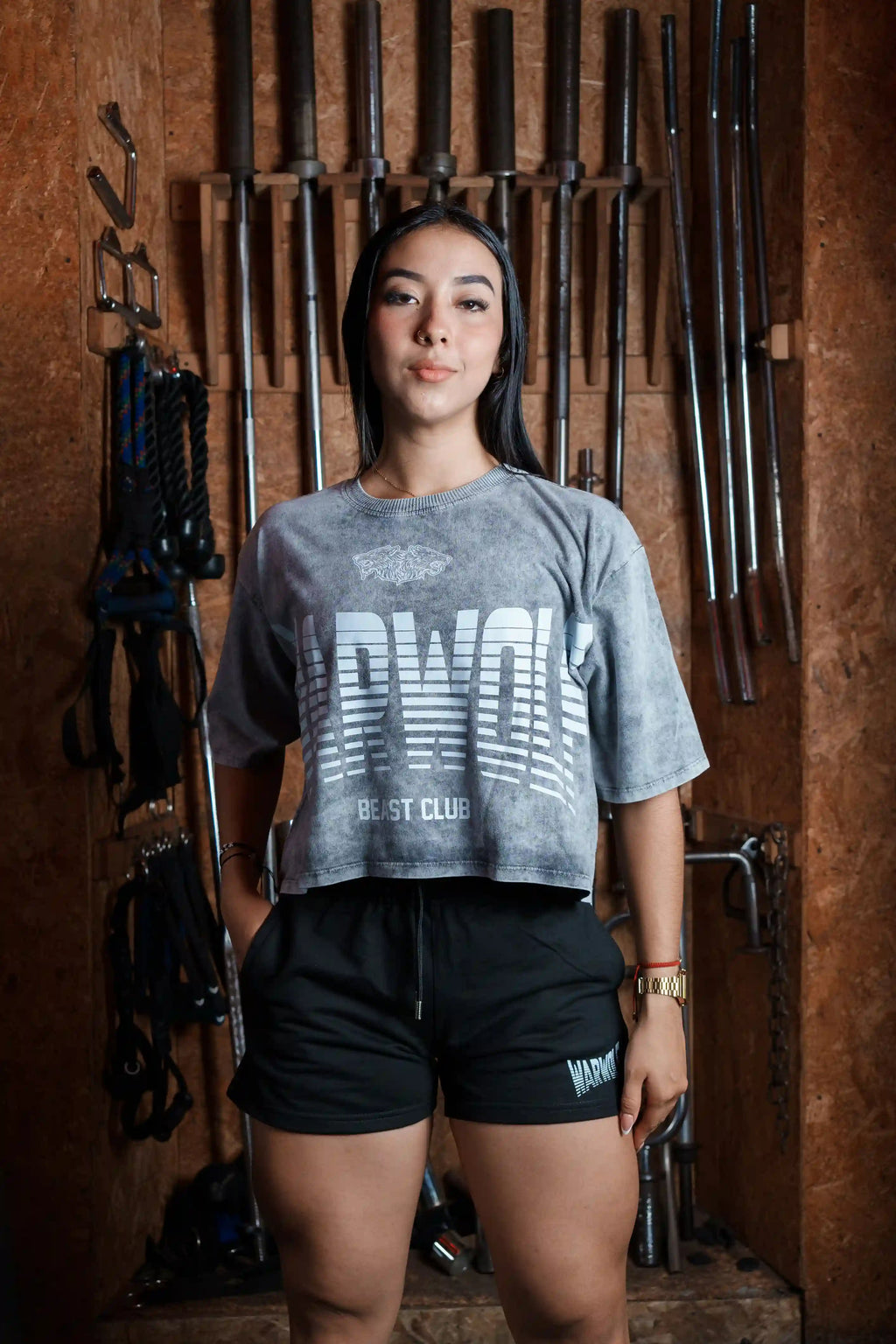 "WARWOLF" Oversized crop