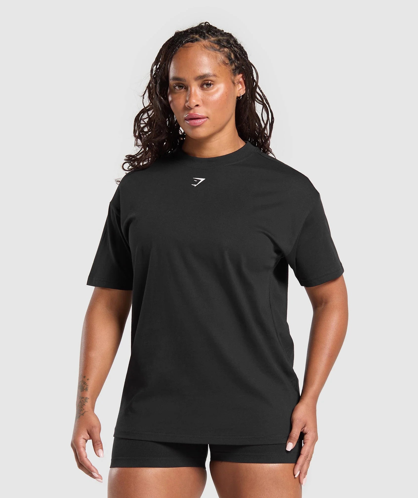 "STRENGTH GRAPHIC" Oversized training shirt