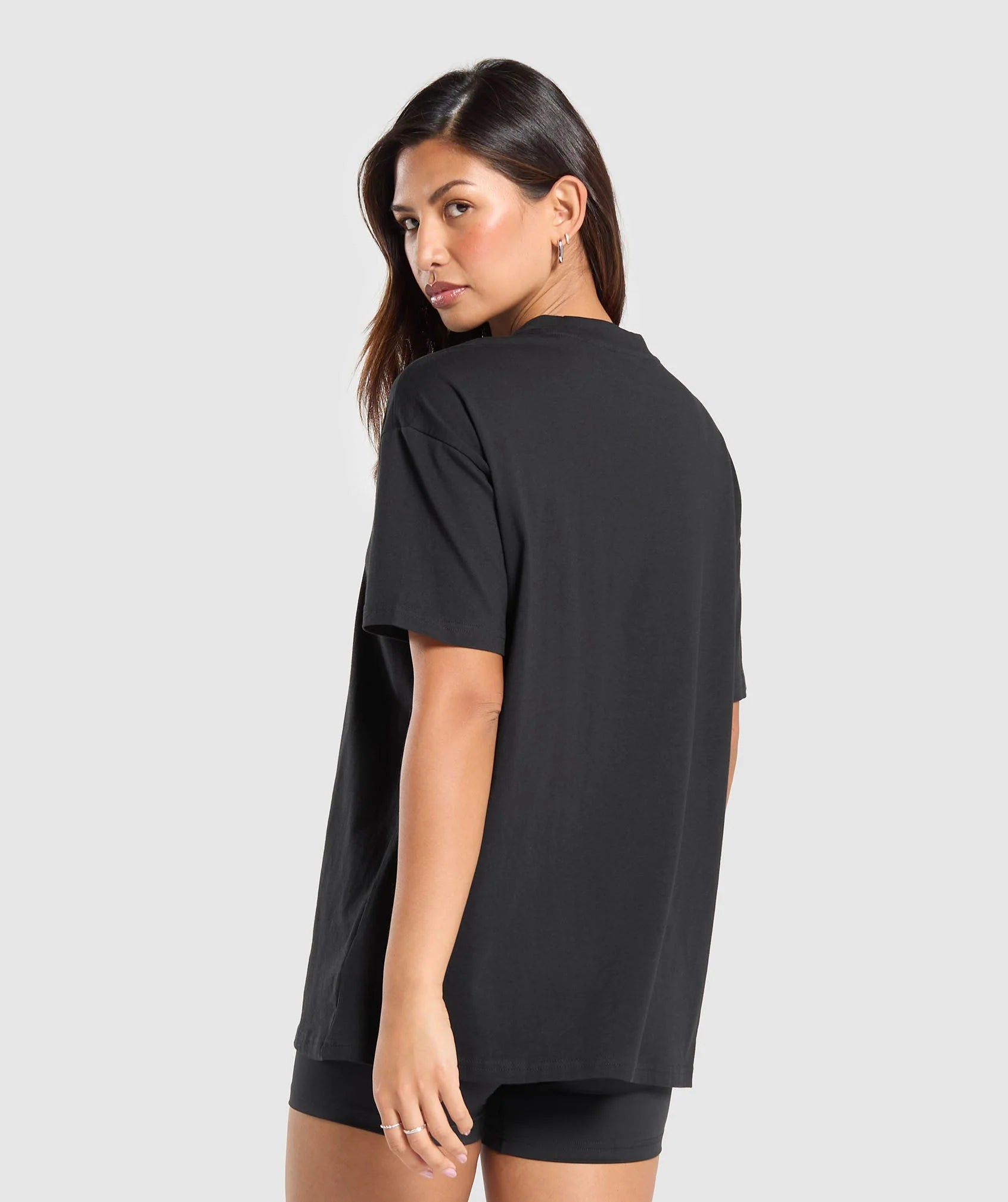 "BASIC" Oversized training shirt